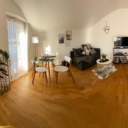 Neues Ruhiges Apartment, Bergblick, Stellplatz 비쇼프스비에젠 외부 사진