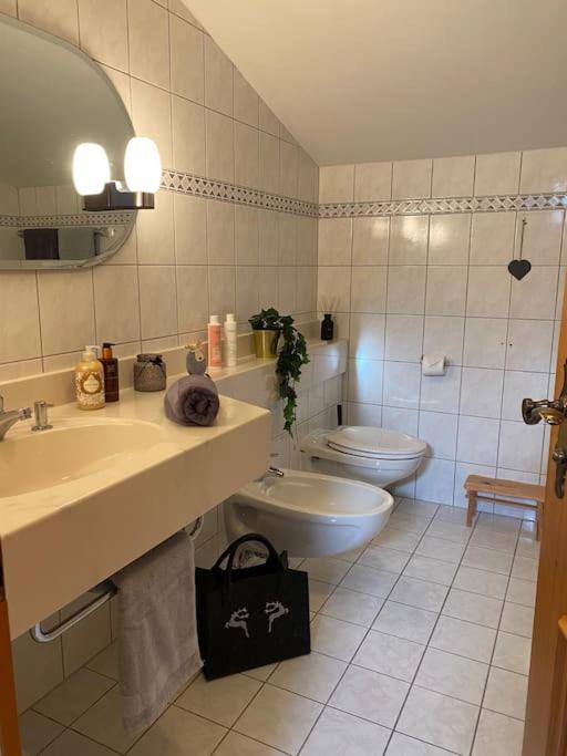 Neues Ruhiges Apartment, Bergblick, Stellplatz 비쇼프스비에젠 외부 사진