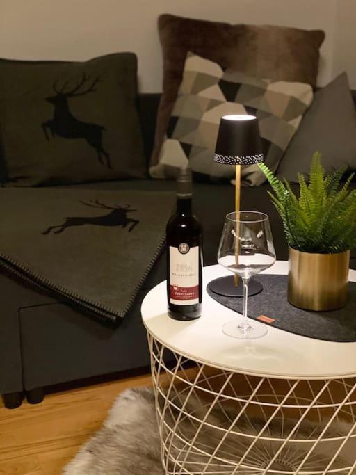 Neues Ruhiges Apartment, Bergblick, Stellplatz 비쇼프스비에젠 외부 사진
